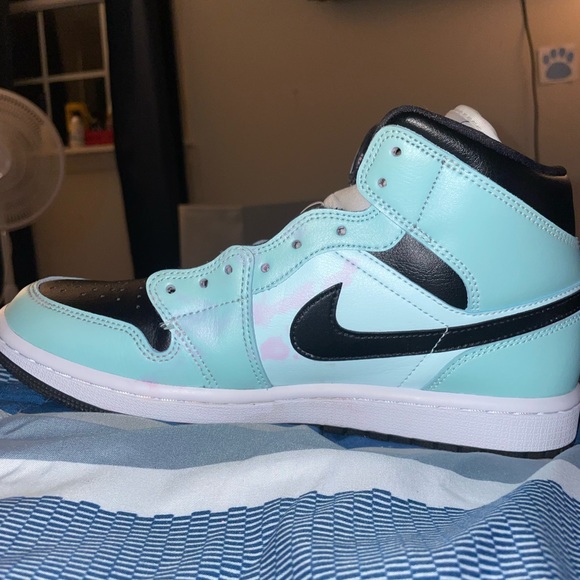 Nike Jordan’s - Picture 7 of 7